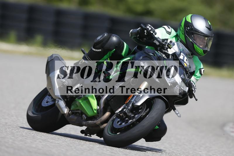 /Archiv-2025/09 22.04.2025 Cornu Master School ADR/rot-rouge/15